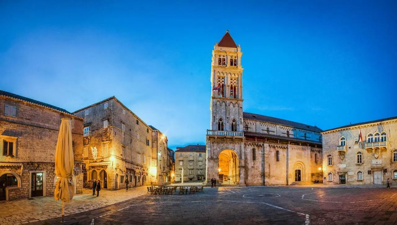 Laura Apartment Trogir Croatia